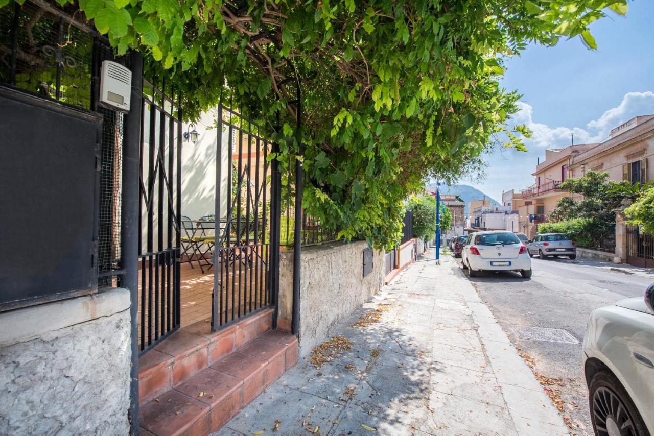 Апартаменты La Casa Di Sara A Монделло Экстерьер фото